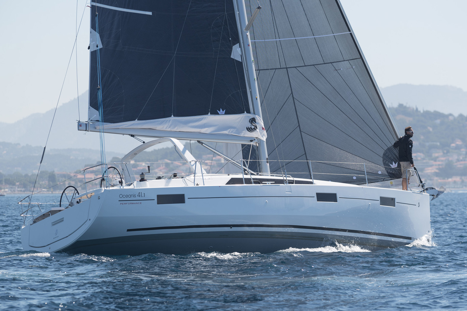Oceanis41.1 Glavna