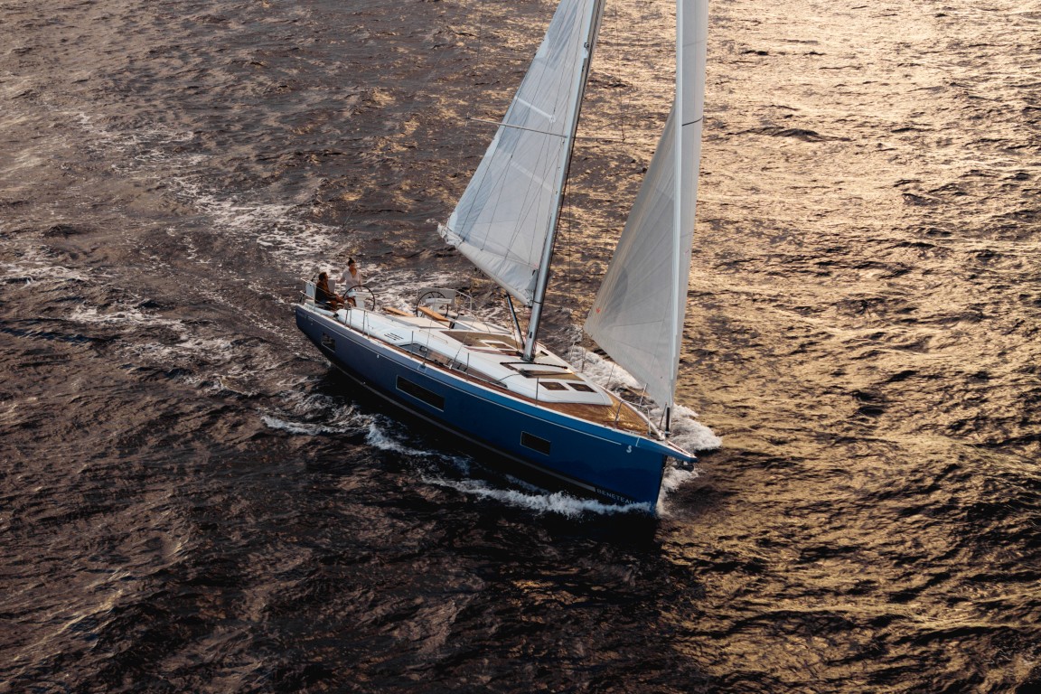 Beneteau Oceanis 47 raspoloživ u 2026.
