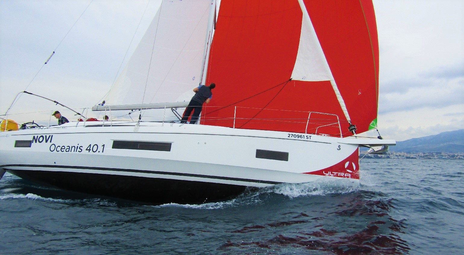 New Oceanis 40.1 Sailing4